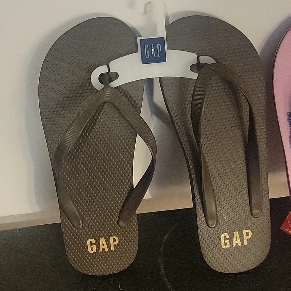 GAP Men's Cocoa Brown Size 10-11 & Faded Glory Pink American Flag Flip Flop 9-10